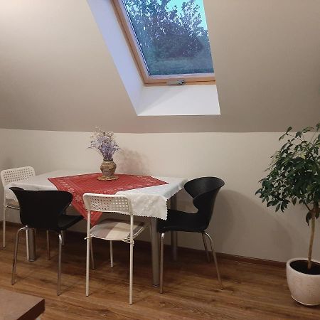 Prie Azuolo Apartamento Zarasai Exterior foto