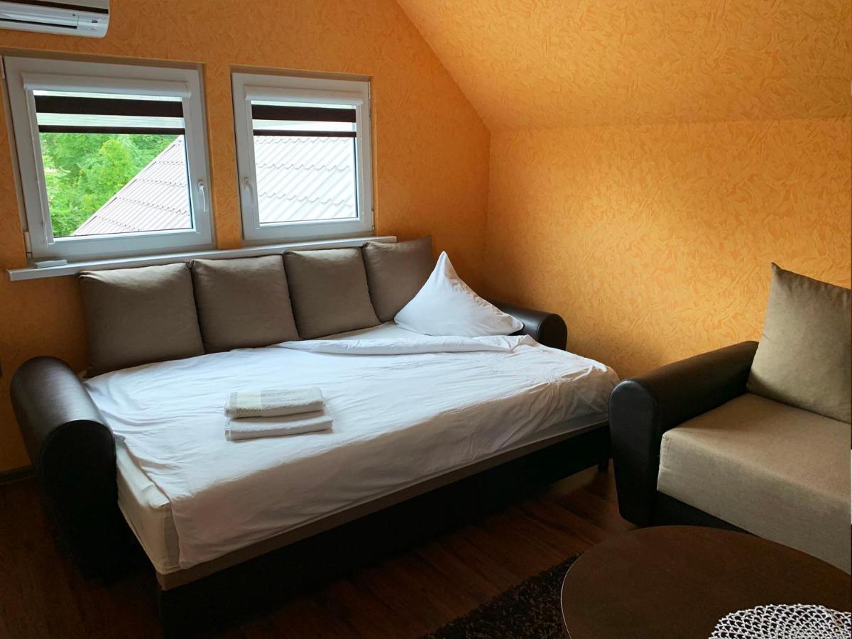 Prie Azuolo Apartamento Zarasai Exterior foto