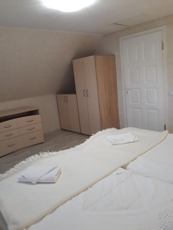 Prie Azuolo Apartamento Zarasai Exterior foto