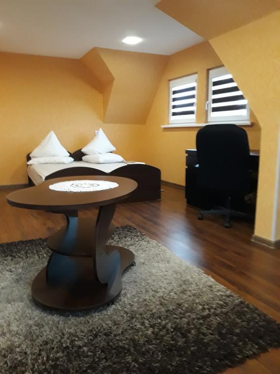 Prie Azuolo Apartamento Zarasai Exterior foto